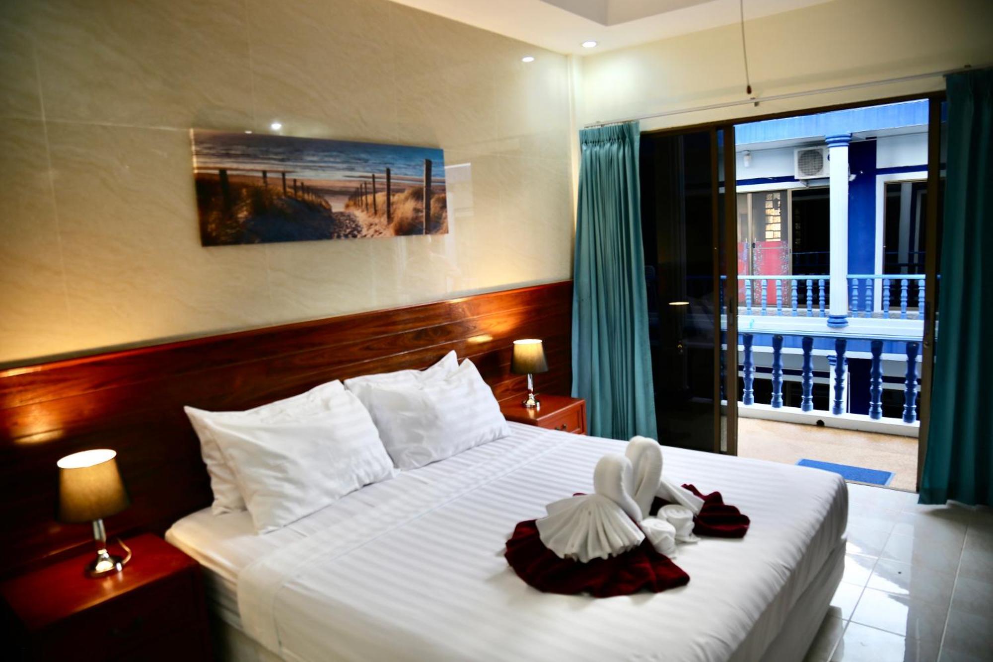 The Club Inn - หาดกมลา ภายนอก รูปภาพ