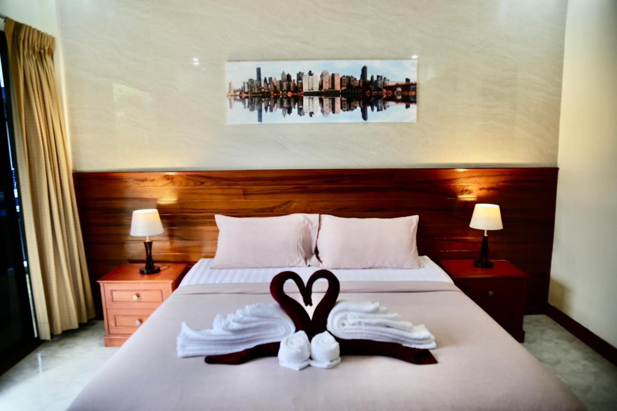 The Club Inn - หาดกมลา ภายนอก รูปภาพ